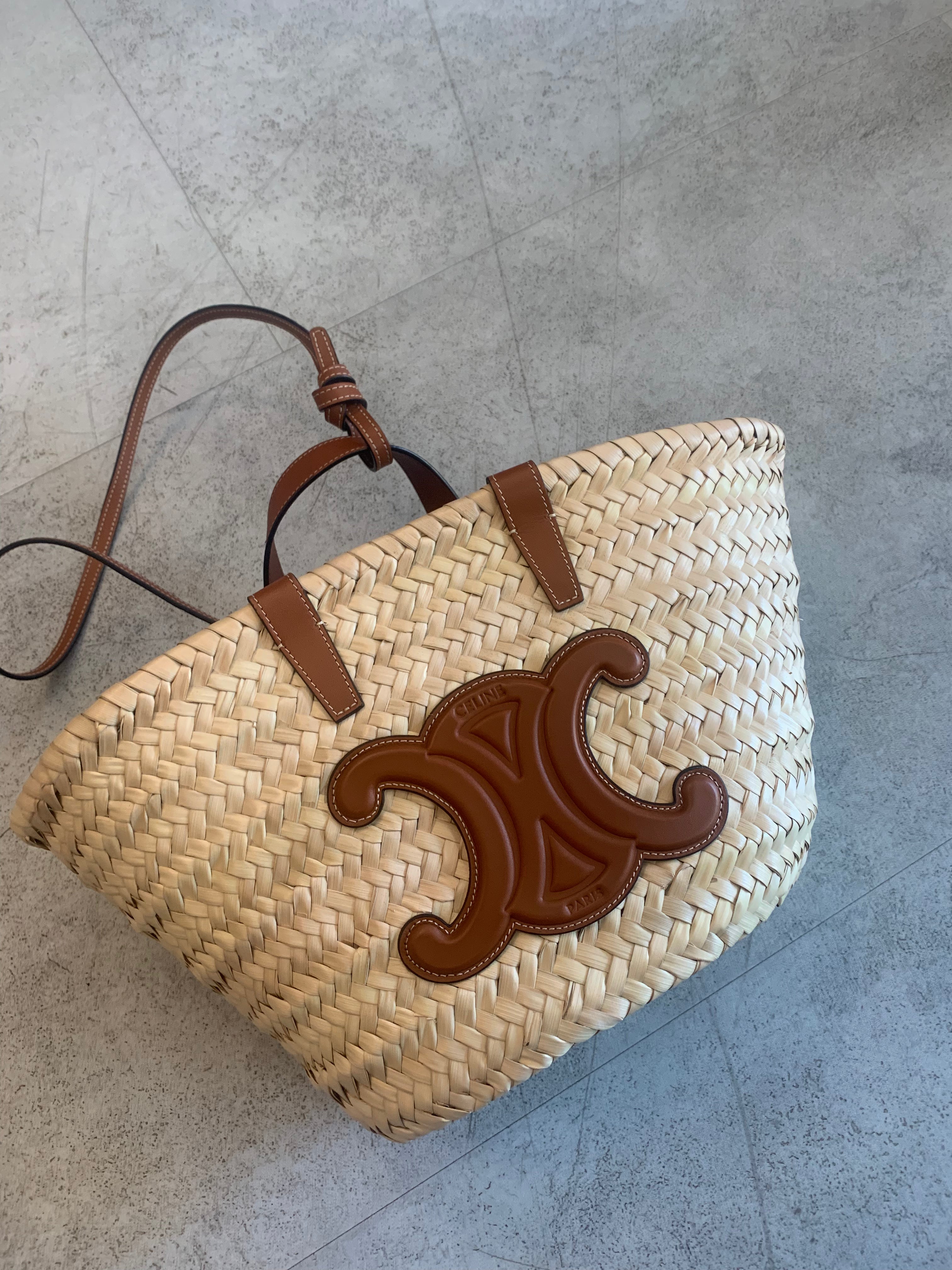 Celine Tasche