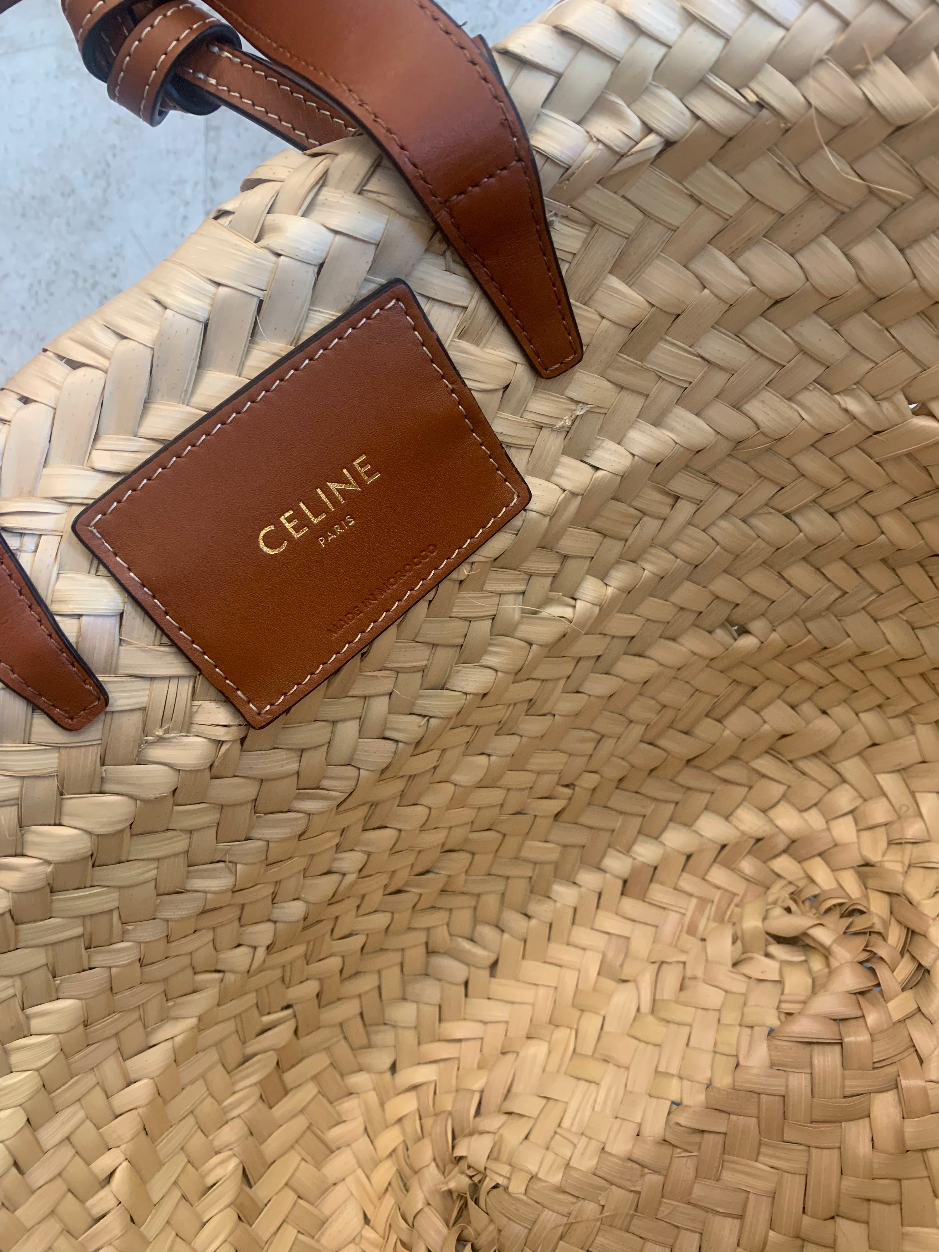 Celine Tasche