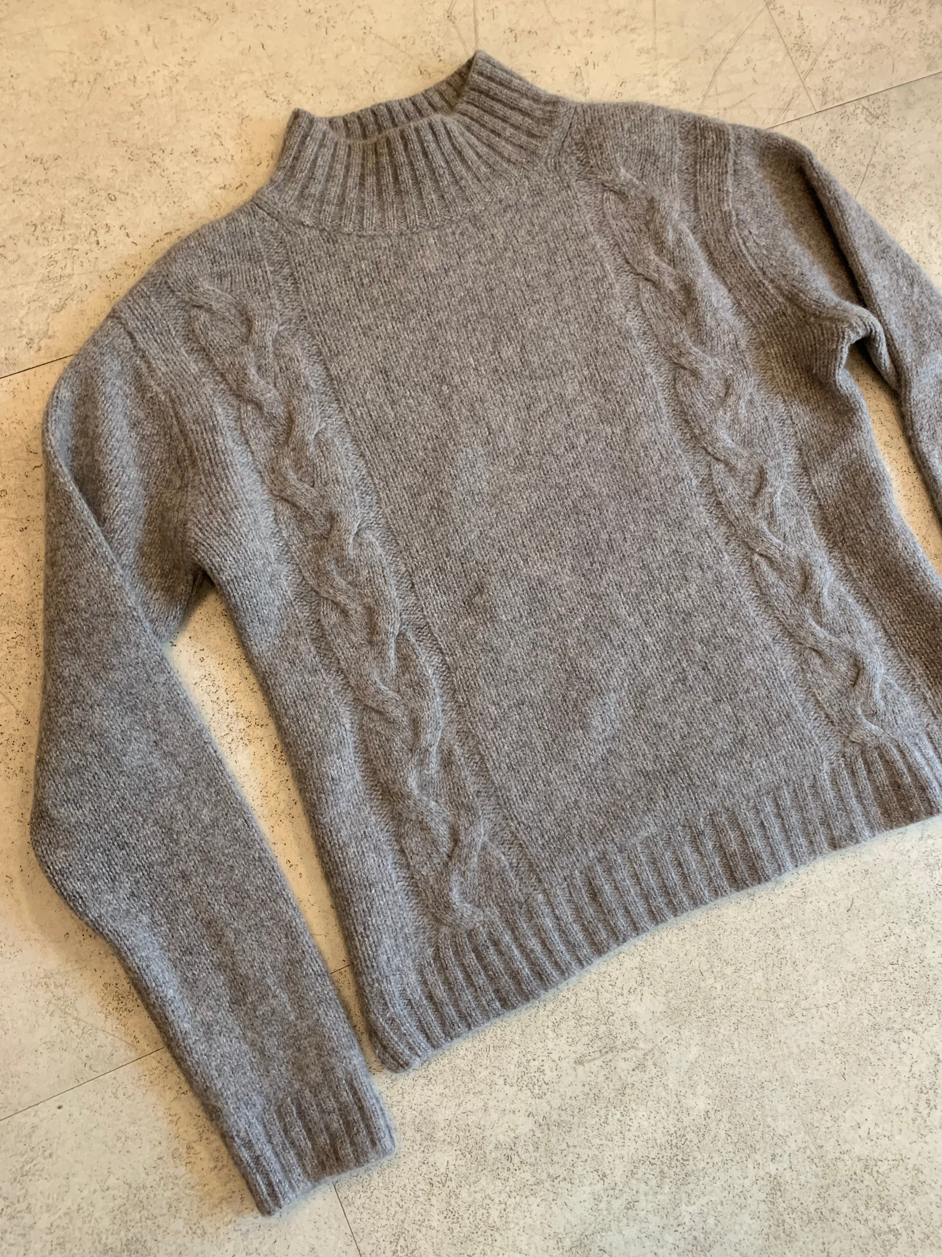Lisa Yang Pullover